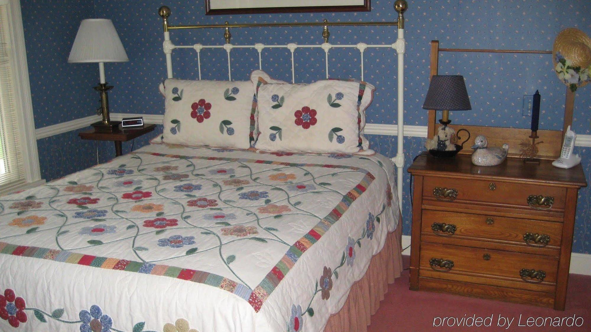 Water Street Inn Boyne City Bilik gambar